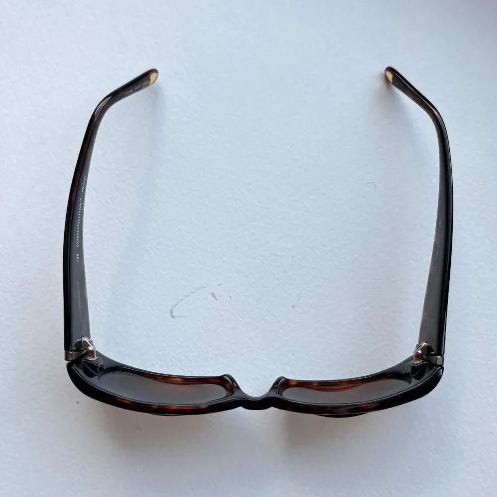 VTG Cosmopolitan Y2K Slim Rectangle Sunglasses Tortoise Gradient Lens